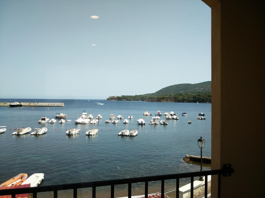 Hotel L'Approdo Porto Azzurro Quarto foto