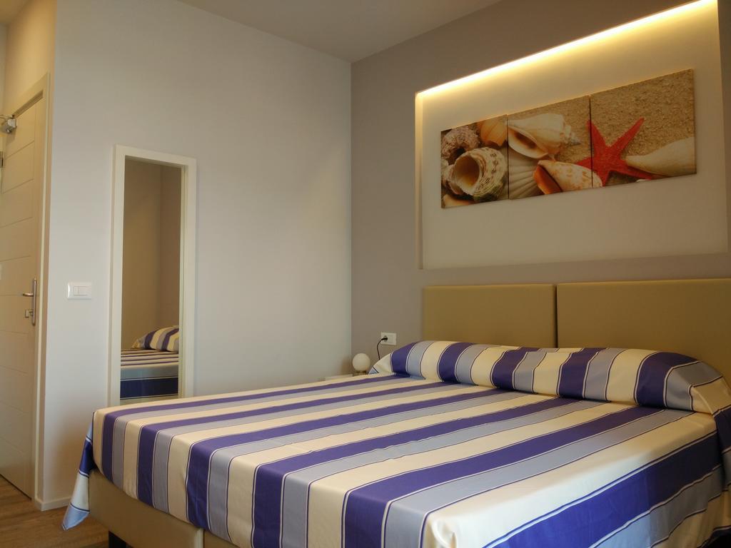 Hotel L'Approdo Porto Azzurro Quarto foto